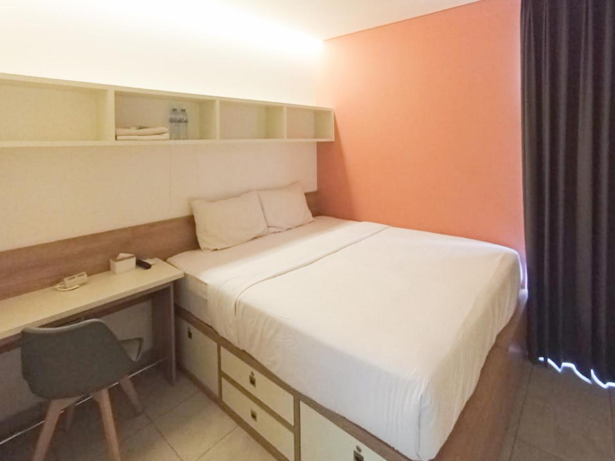 Hotel Ofo Kost Premium Kampung Inggris Pare Syariah Mitra Reddoorz Exteriér fotografie