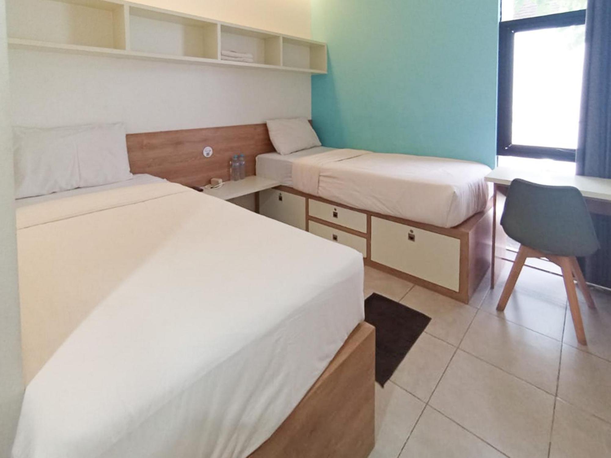 Hotel Ofo Kost Premium Kampung Inggris Pare Syariah Mitra Reddoorz Exteriér fotografie