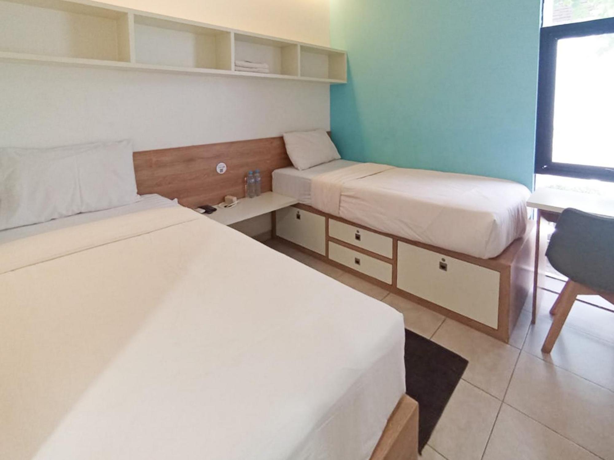 Hotel Ofo Kost Premium Kampung Inggris Pare Syariah Mitra Reddoorz Exteriér fotografie