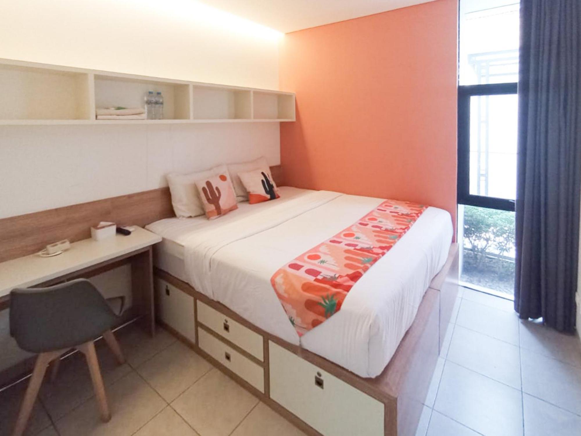 Hotel Ofo Kost Premium Kampung Inggris Pare Syariah Mitra Reddoorz Exteriér fotografie