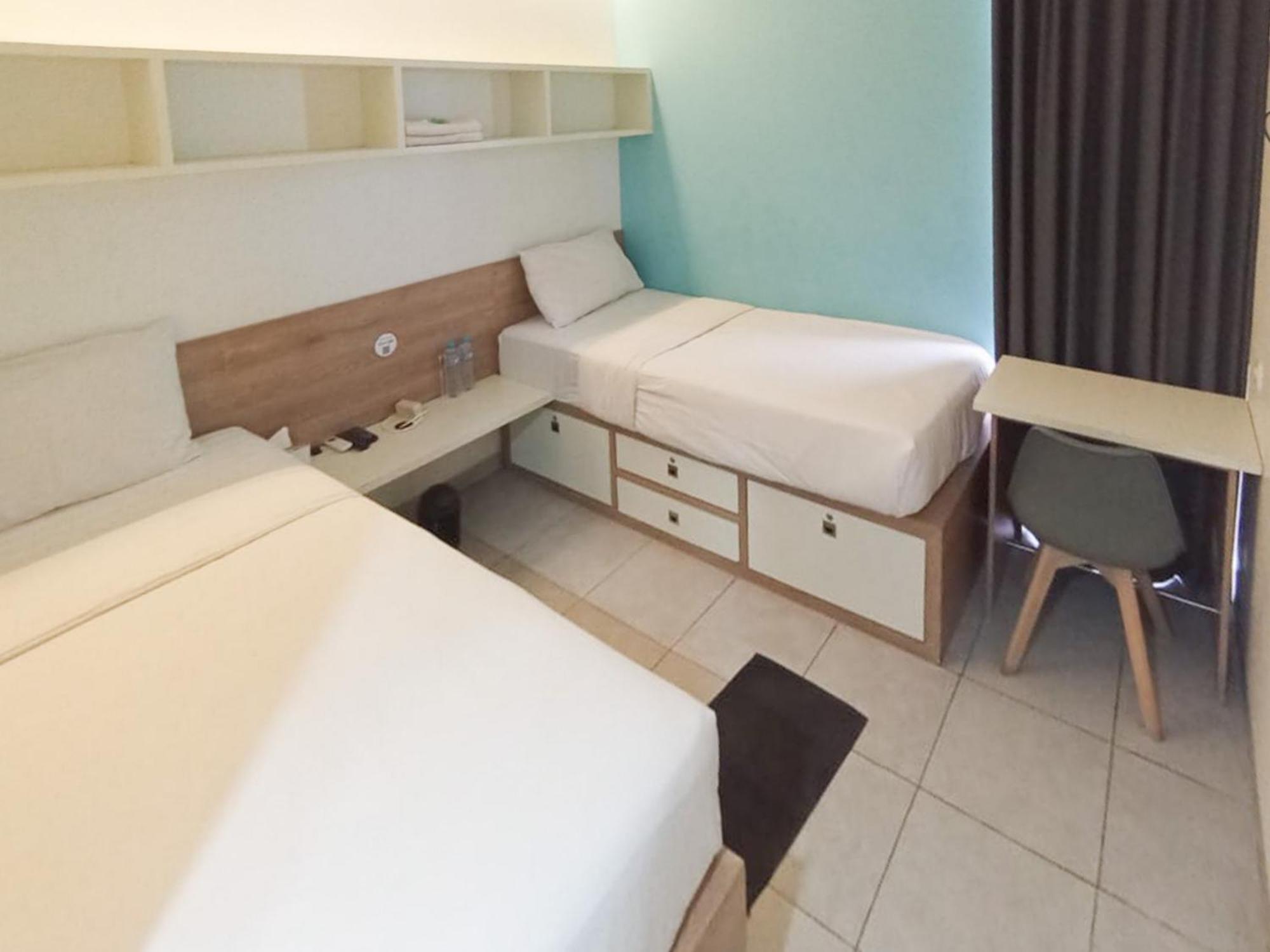 Hotel Ofo Kost Premium Kampung Inggris Pare Syariah Mitra Reddoorz Exteriér fotografie