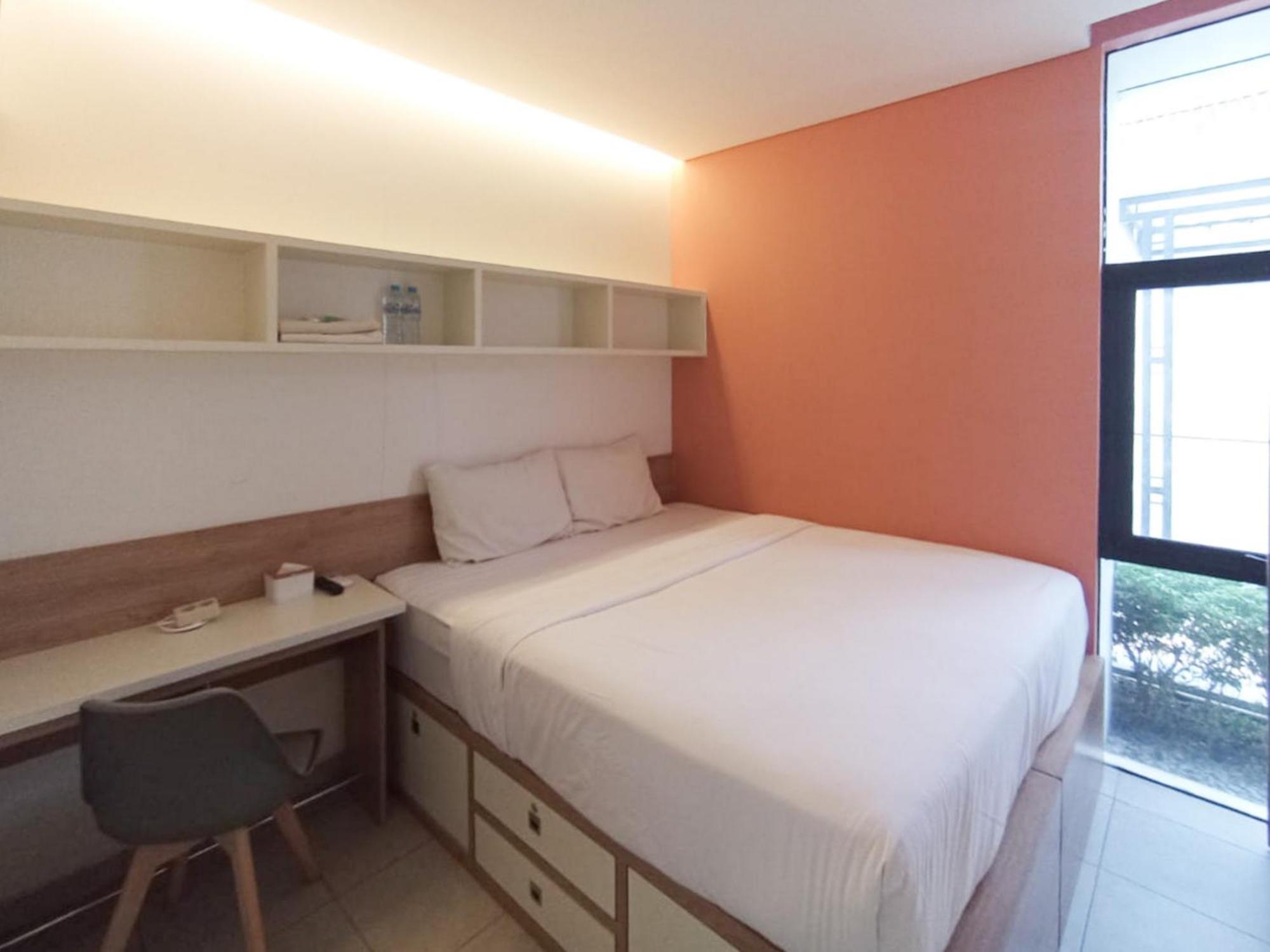 Hotel Ofo Kost Premium Kampung Inggris Pare Syariah Mitra Reddoorz Exteriér fotografie