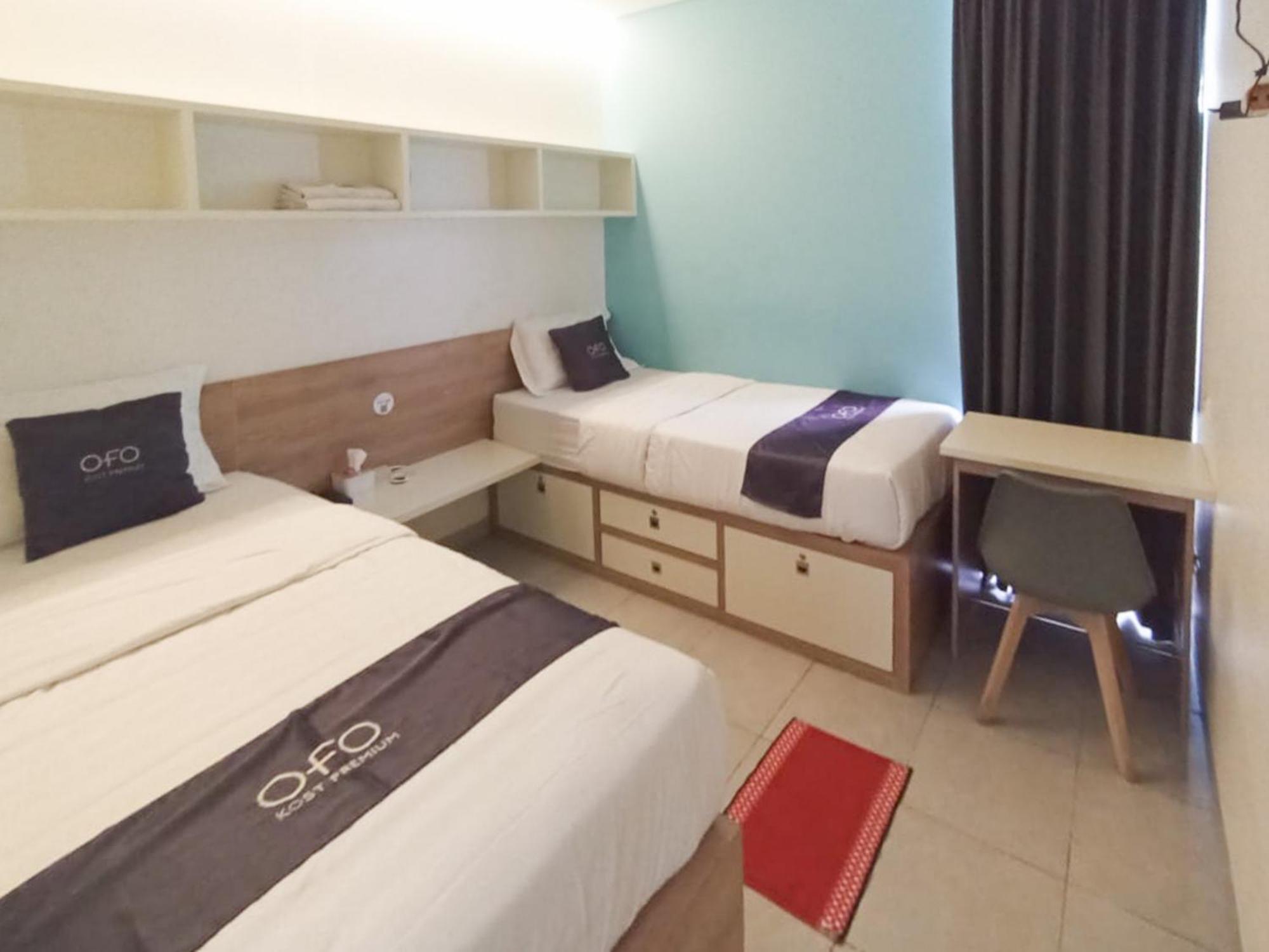 Hotel Ofo Kost Premium Kampung Inggris Pare Syariah Mitra Reddoorz Exteriér fotografie