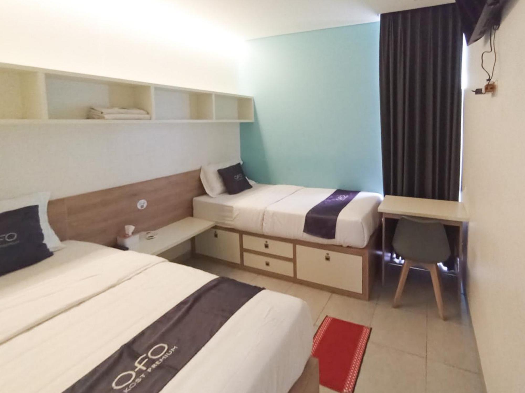 Hotel Ofo Kost Premium Kampung Inggris Pare Syariah Mitra Reddoorz Exteriér fotografie