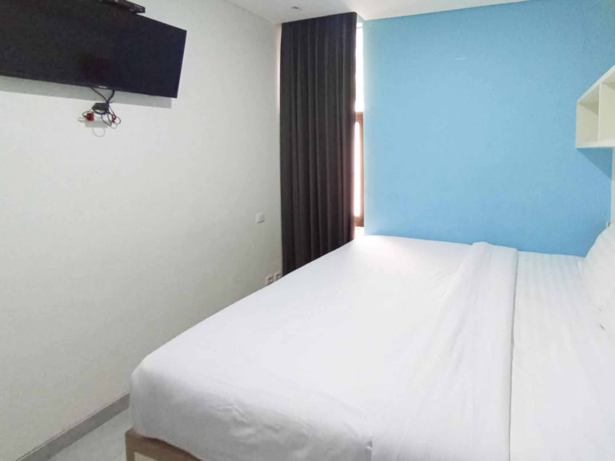 Hotel Ofo Kost Premium Kampung Inggris Pare Syariah Mitra Reddoorz Exteriér fotografie