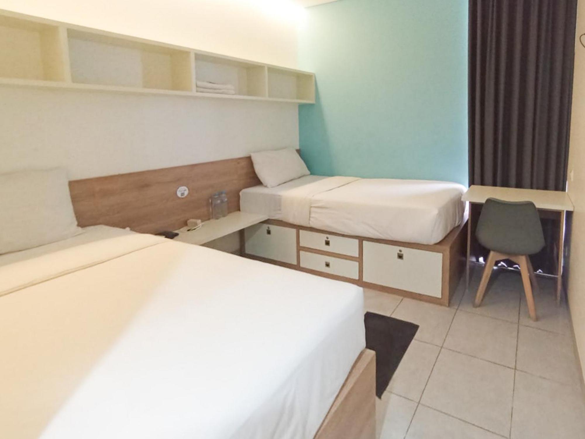 Hotel Ofo Kost Premium Kampung Inggris Pare Syariah Mitra Reddoorz Exteriér fotografie